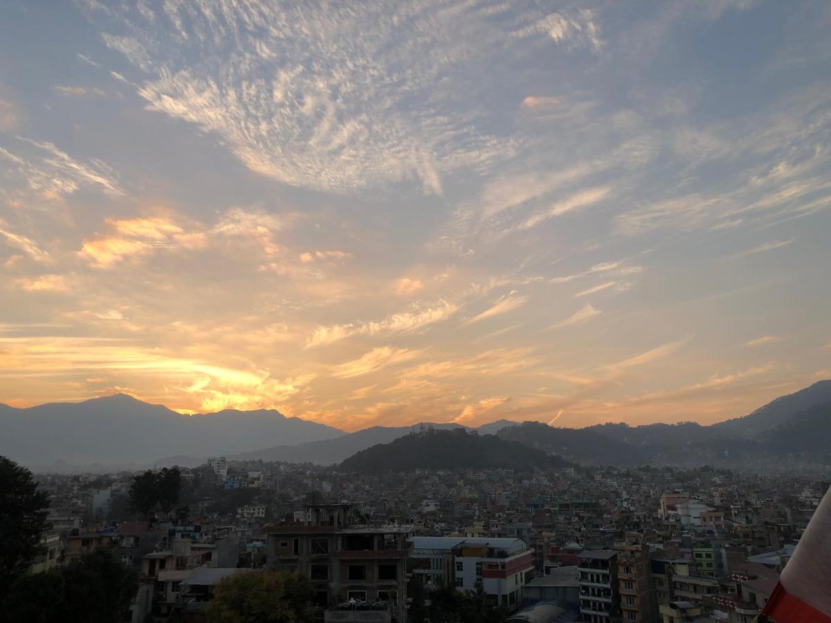 Kathmandu View Hotel ภายนอก รูปภาพ