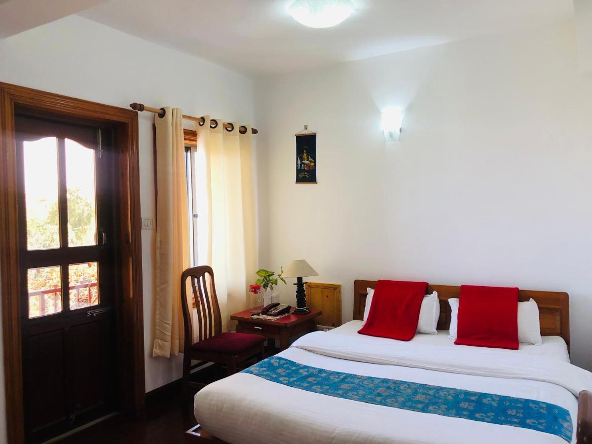 Kathmandu View Hotel ภายนอก รูปภาพ