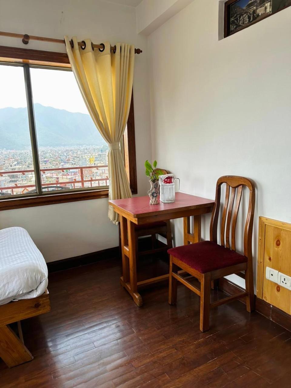 Kathmandu View Hotel ภายนอก รูปภาพ